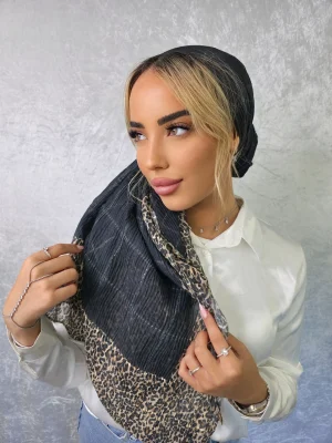 מטפחת מיה שחורה אטומה עם שילוב הדפסי חיות מיוחדים