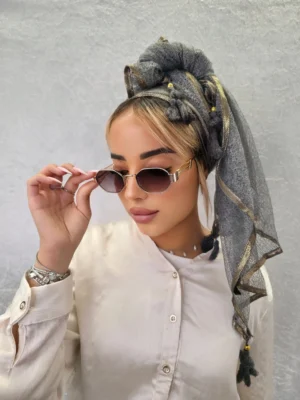 מטפחת ערב אוריה אפור כהה עם עיטורי שוליים מעוצבים
