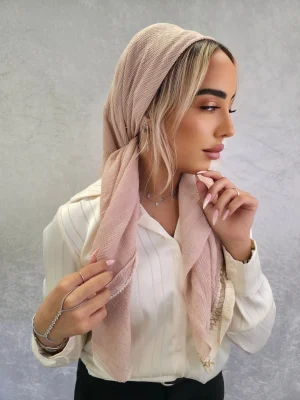 מטפחת קרפ דגם אלומה בגוון ורוד עתיק יציבה ורכה