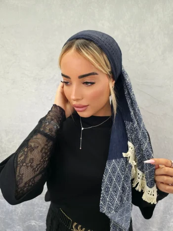 מטפחת אדל כחול נייבי אטומה לחלוטין בסגנון קז'ואל יומיומי