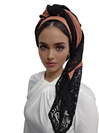 מטפחת לונג רחל בצבע חמרה עשיר עם שילוב בדים של פליסה ותחרה עדינה