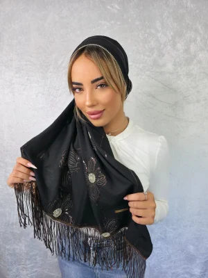 מטפחת שקד שחורה ואטומה עם אבני חן נוצצות לסגנון חגיגי