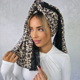מטפחת לונג מעיין שחורה יוקרתית עם תחרה ופייטים נוצצים