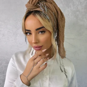 מטפחת לונג גפן בצבע קאמל קלאסי בגימור מט