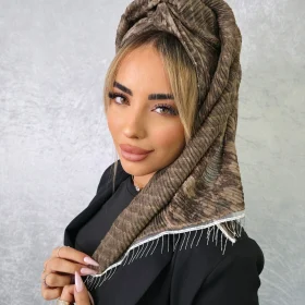 מטפחת צליל בצבע חום שוקולד יציבה במיוחד לאירועים ולערב